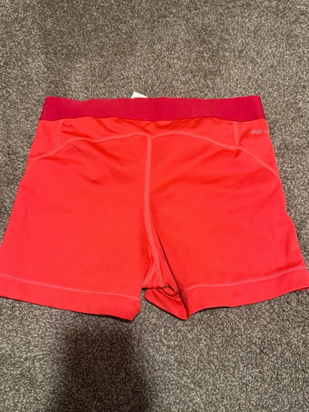 Nike form fitting
